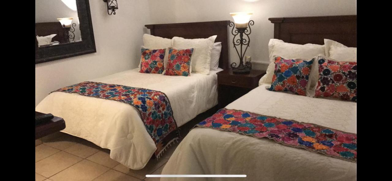 Del Centro Hotel ベルナル エクステリア 写真